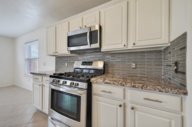 Building Photo - 13211 Barton Meadow Ln