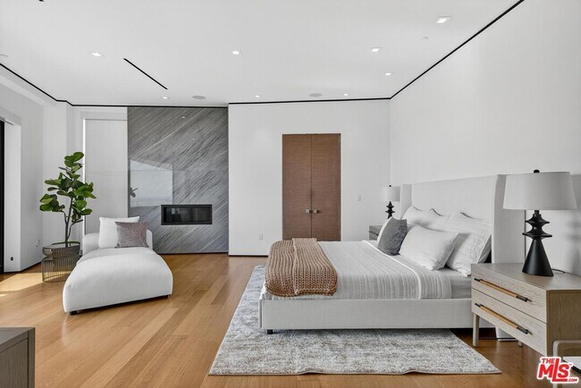 Building Photo - 17816 Porto Marina Way