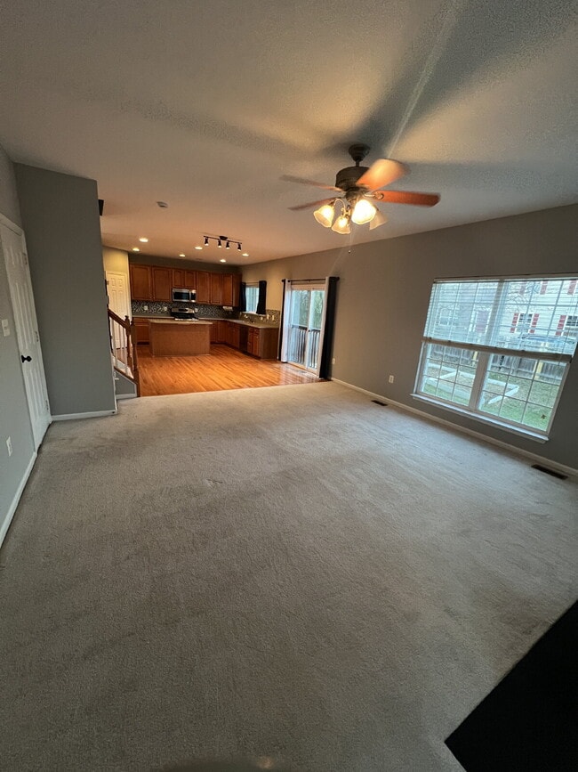 Building Photo - Stunning 4 Bedroom Home for Rent in Englan...