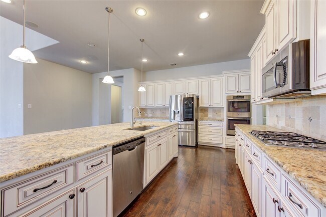 Building Photo - 20411 Fawn Rest Pl