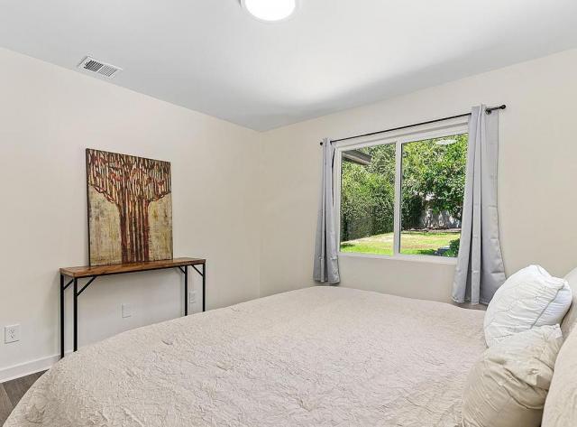 Building Photo - 3 bedroom in Altadena CA 91001