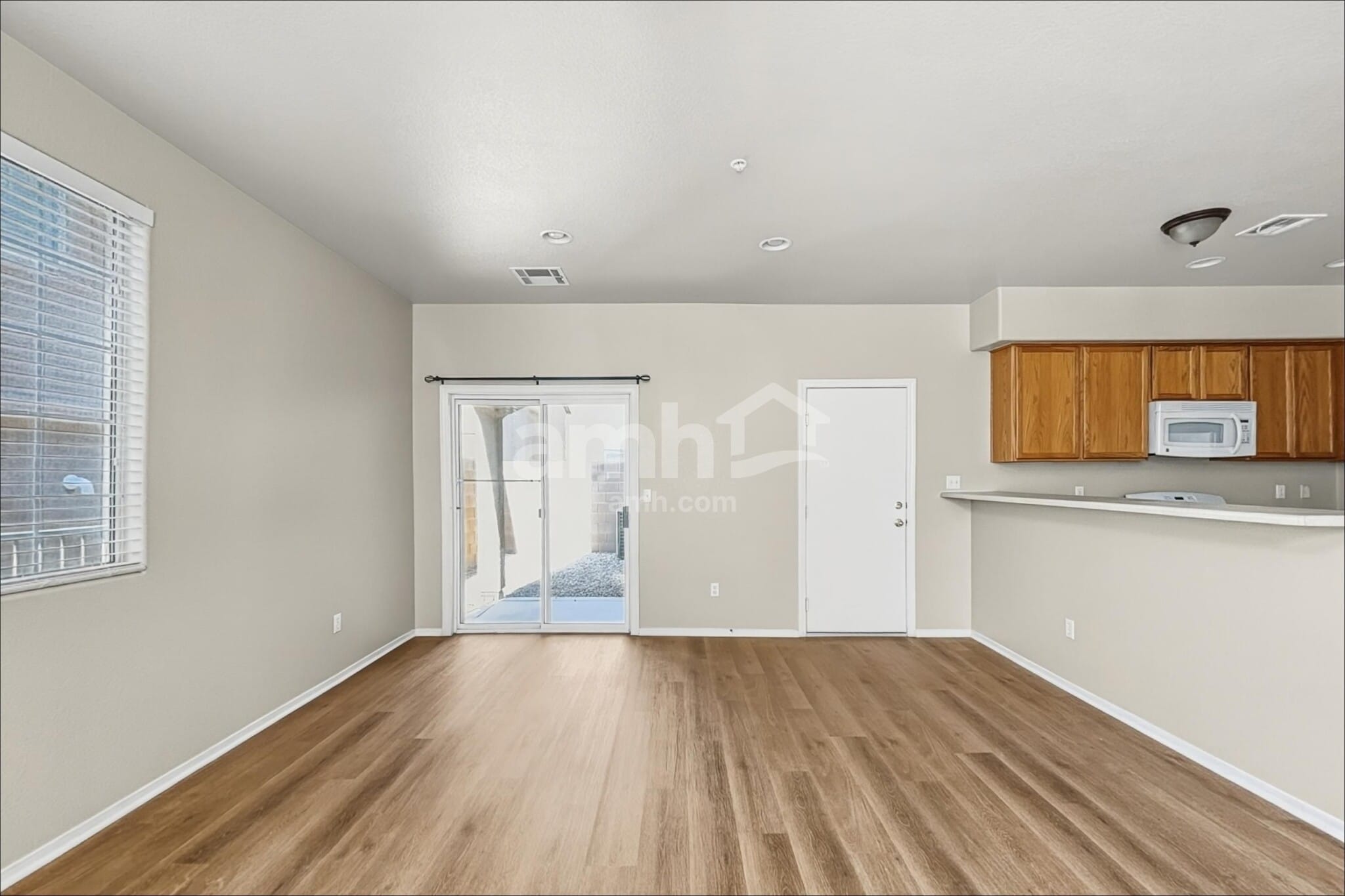 Building Photo - 10625 Mountain Stream Ct