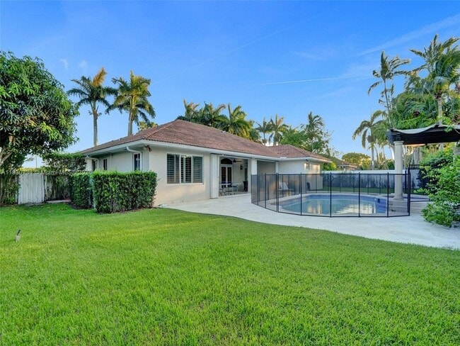 Building Photo - 12401 SW 77th St