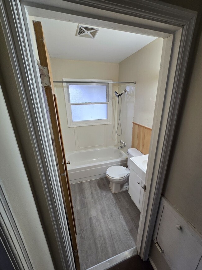 Building Photo - Charming 3-Bedroom Home Coming Soon in Sai...