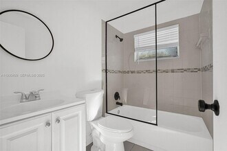 Building Photo - 8295 NE Miami Ct