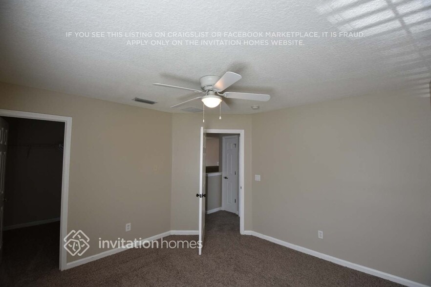 Building Photo - 3333 Victoria Lakes Dr N