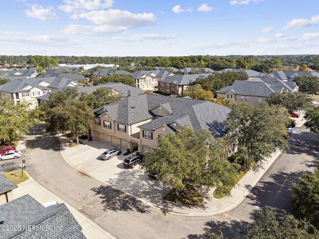 Building Photo - 12301 Kernan Forest Blvd