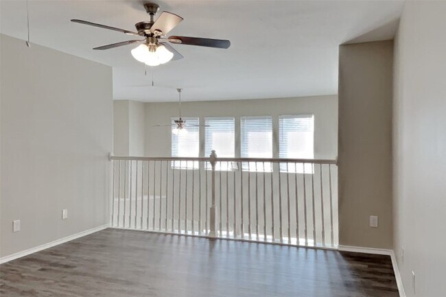 Building Photo - 5015 Mossy Bridge Dr