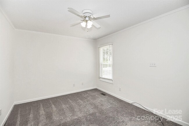 Building Photo - 155 Sunfish Dr