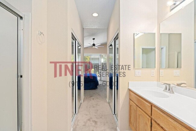 Building Photo - 7987 Kelvedon Way