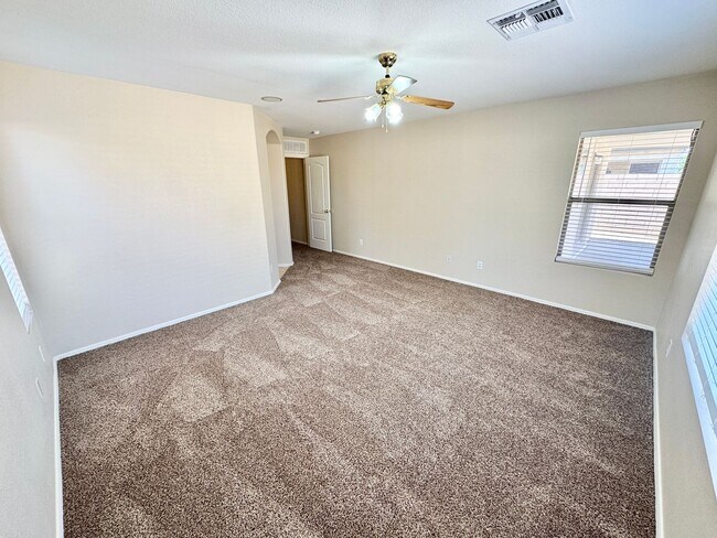 Building Photo - 35 N 123rd Dr