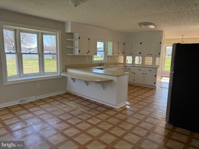 Building Photo - 10421 Tidewater Trail