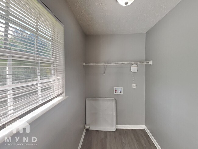 Building Photo - 4722 Coker Dr