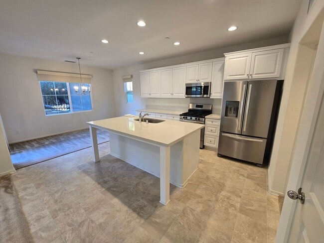 Building Photo - 3BR / 2.5BA Dream home in the heart of El Cajon!