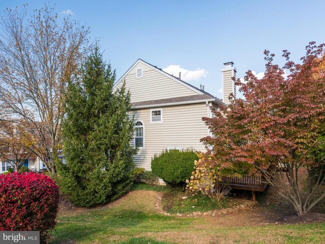 Building Photo - 913 Harbour Ridge Ln