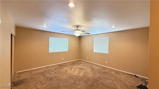 Building Photo - 1613 Carse Dr