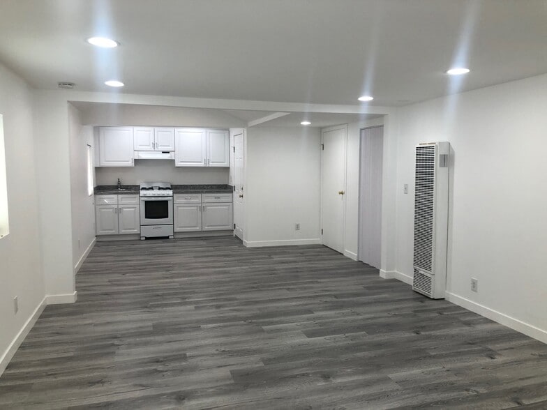 Building Photo - 629 Glendale Trail