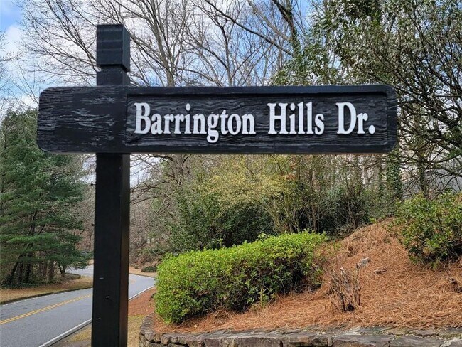 Building Photo - 501 Barrington Hills Dr