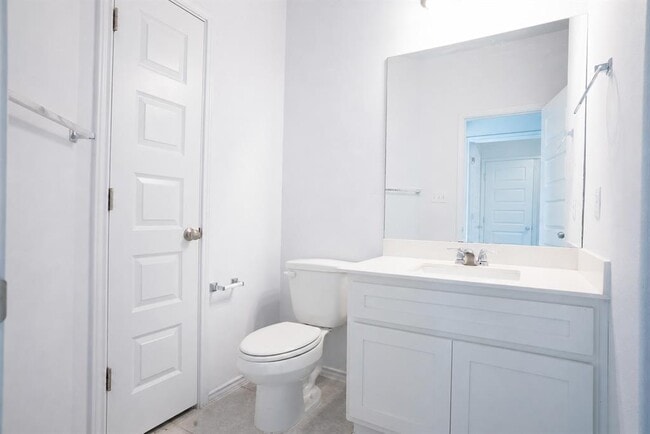 Building Photo - 345 Horsemint Way