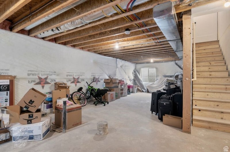 Building Photo - 1165 E Bell Buoy Way