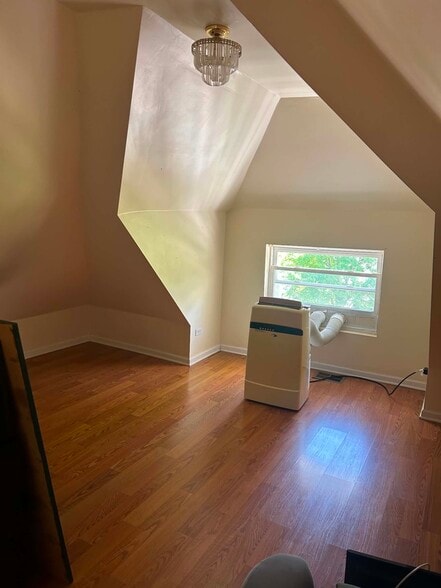 Building Photo - 3720 W Agatite Ave