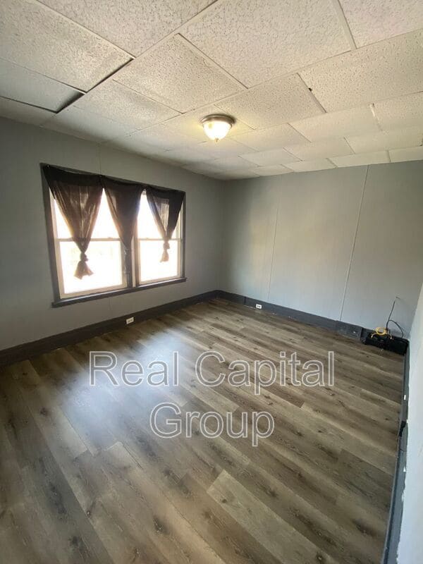 Building Photo - 709 Townsend Pl