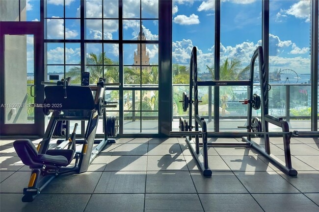 Building Photo - 159 NE 6th St