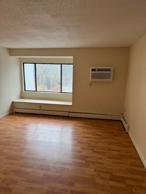 Building Photo - 655 Talcottville Rd