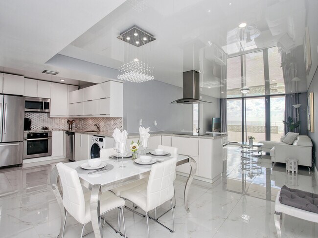 Building Photo - 3456 S Ocean Blvd