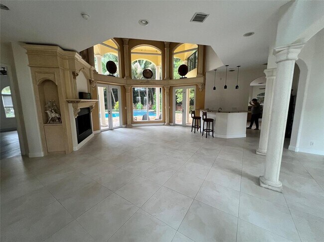Building Photo - 6301 SW 58th Ct