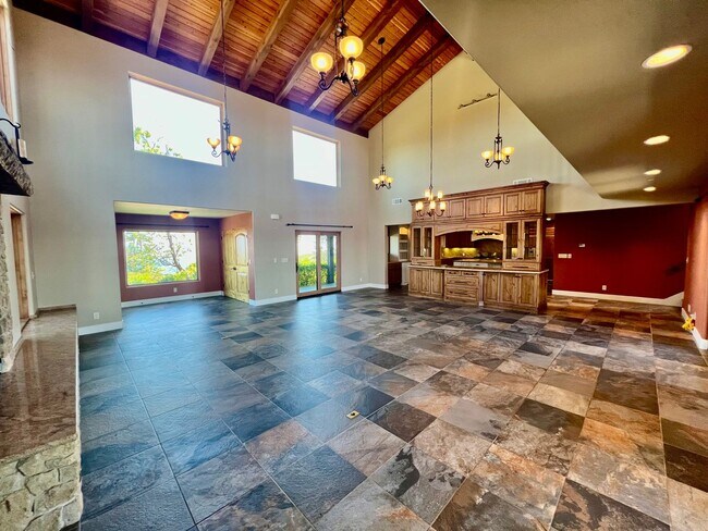 Building Photo - Carmel Highlands Mountain Top Stunning Vie...