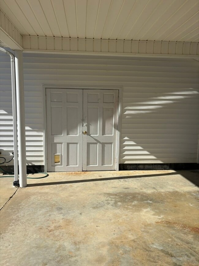 Building Photo - 2314 Hannah Creek Rd