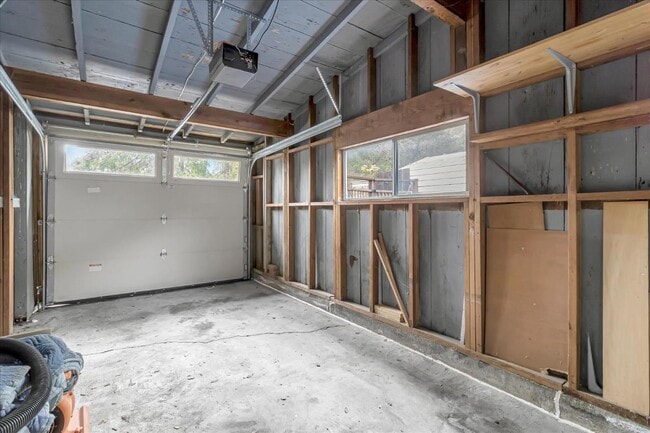 Building Photo - 18 Monte Vista Rd