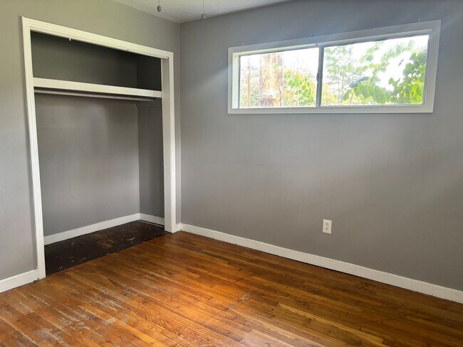Building Photo - 1526 W McDowell Rd