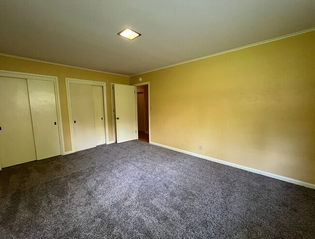 Building Photo - 3 Bedroom home near 41st & Harvard