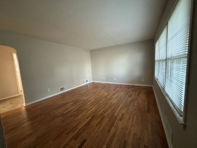 Building Photo - 403-405_CLINE_ST