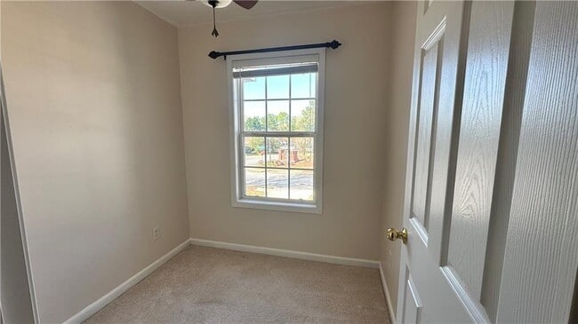 Building Photo - 1011 Primrose View Cir NW