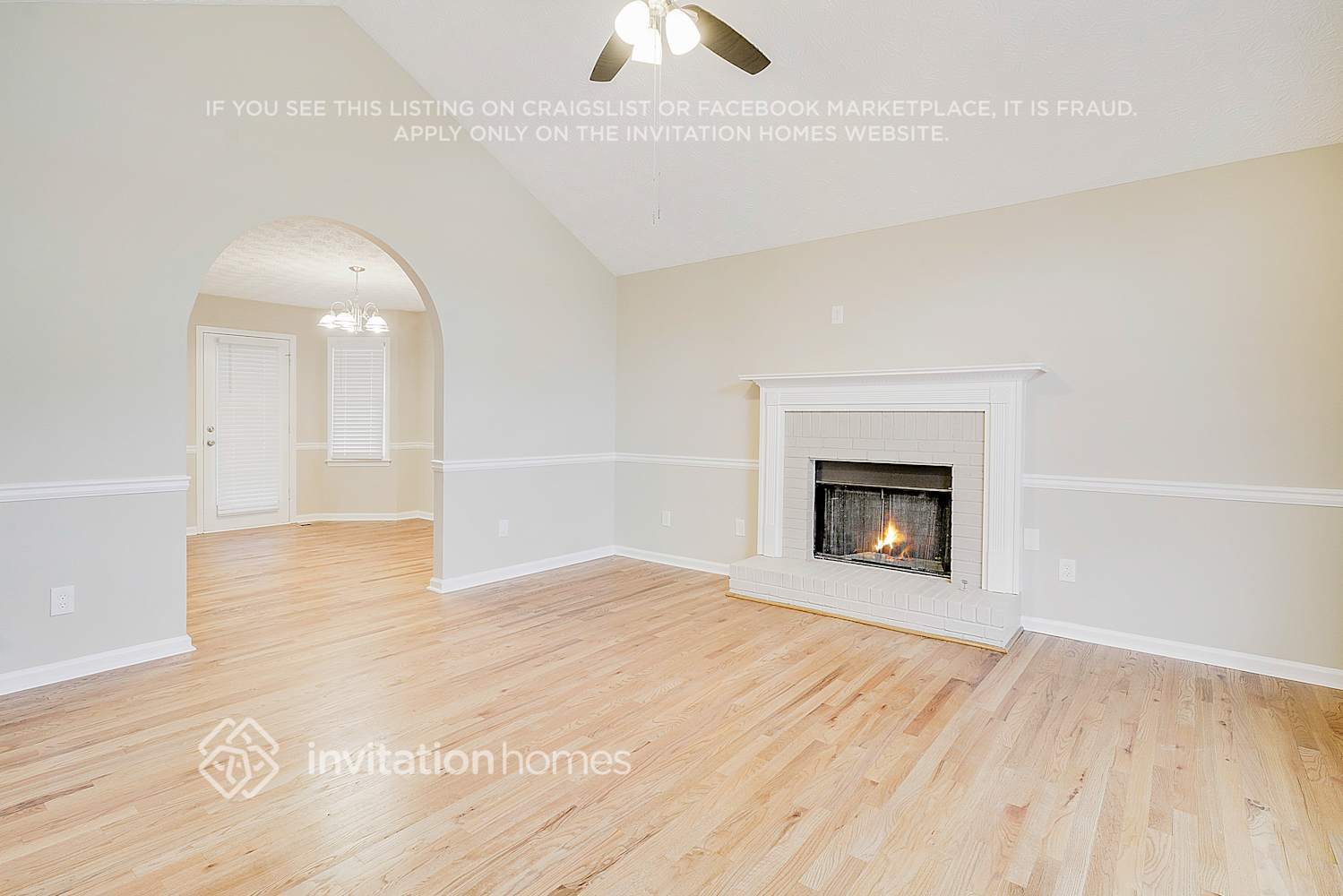 Building Photo - 425 Austin Dr