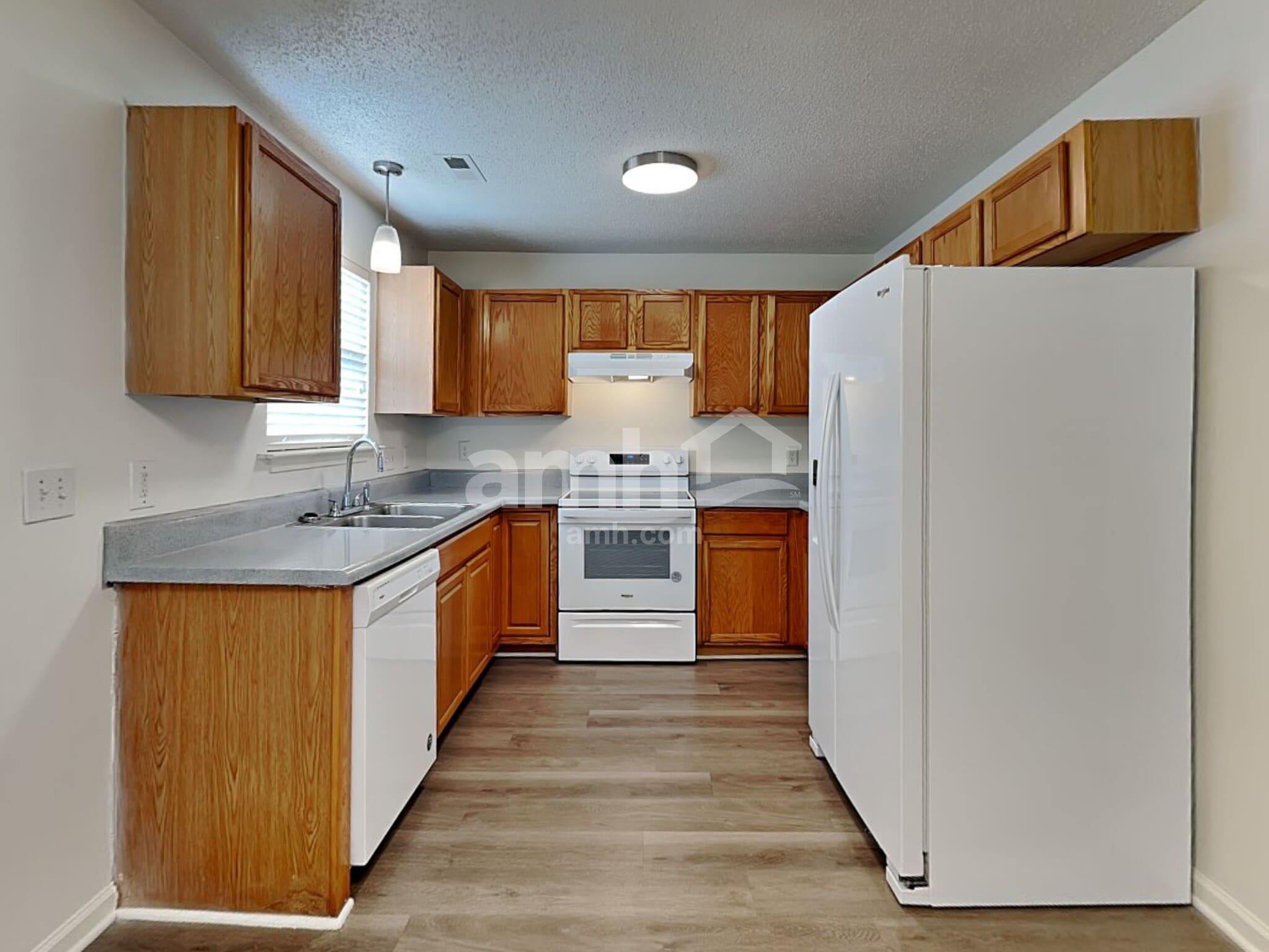 Building Photo - 4020 Landerwood Dr