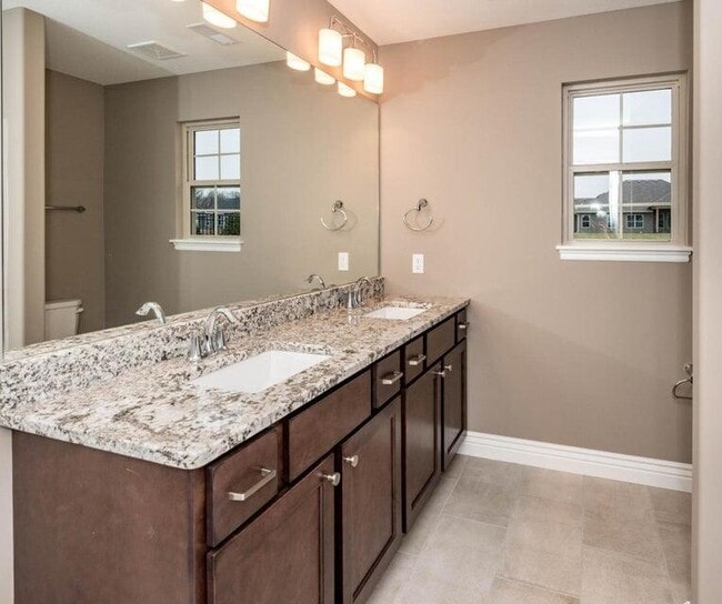 Building Photo - 5322 Harbor Town Dr