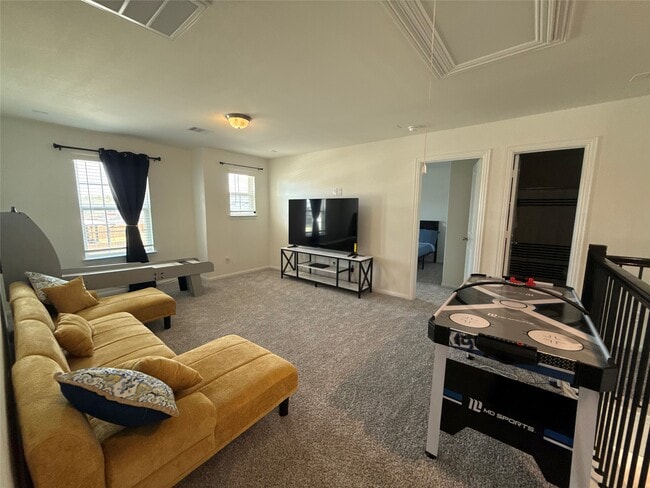 Building Photo - 527 Baobab Wy