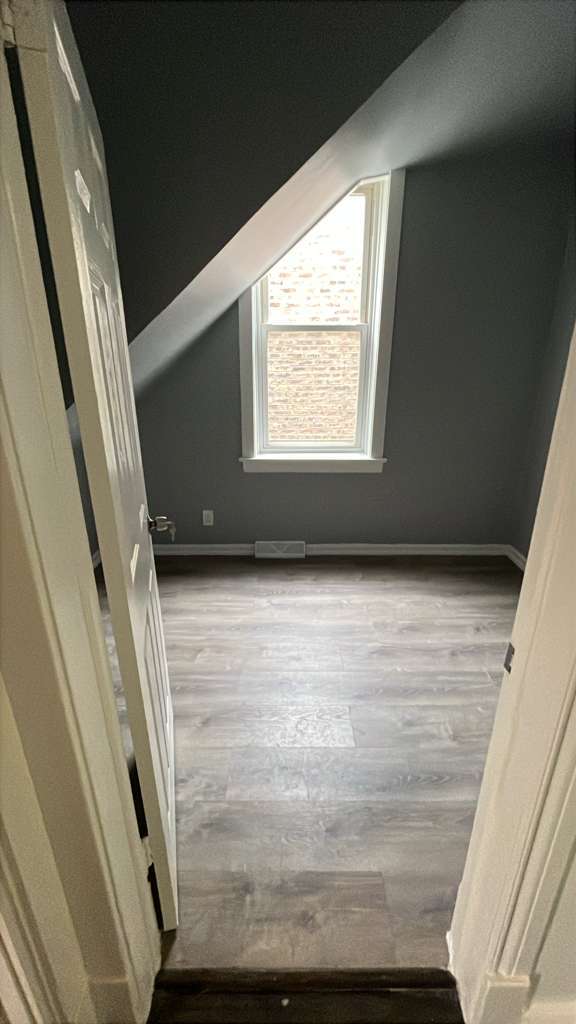 Building Photo - 2311 S Central Ave