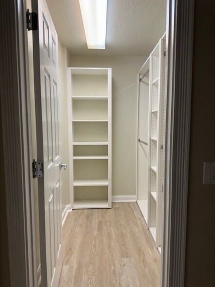 Building Photo - 11833 Nautica Dr