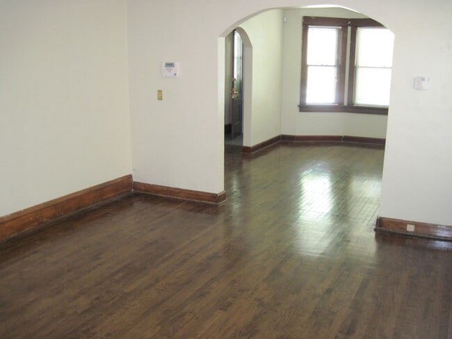 Building Photo - 2579 N Frederick Ave