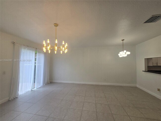 Building Photo - 9738 Darlington Pl
