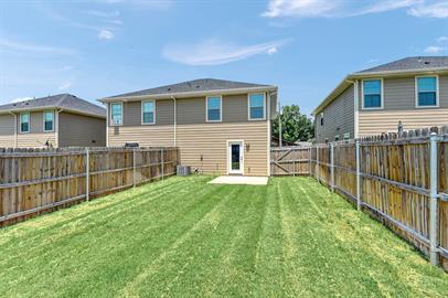 Building Photo - 232 W Lake Ave