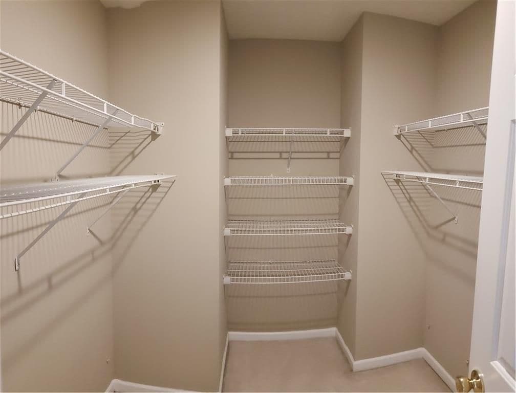 Building Photo - 204 Wild Flower Ln
