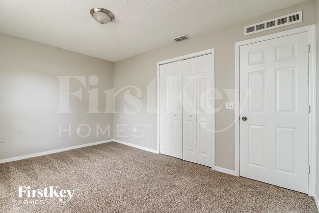 Building Photo - 3457 Sleepy Hill Oaks St