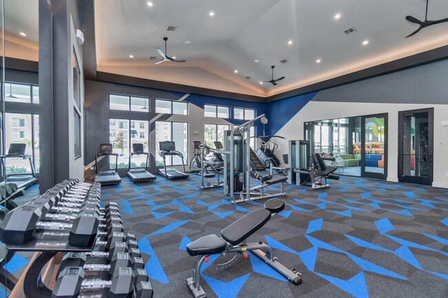 Building Photo - 2 Bed for $1,845 + 2 Months Free & $500 Lo...