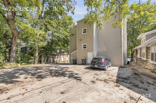 Building Photo - 4226 Locust St